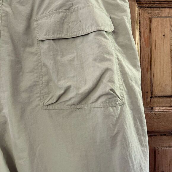 Duluth Trading Company XL x 32 Pants Convertable Shorts Khaki Straight Leg - Picture 12 of 16